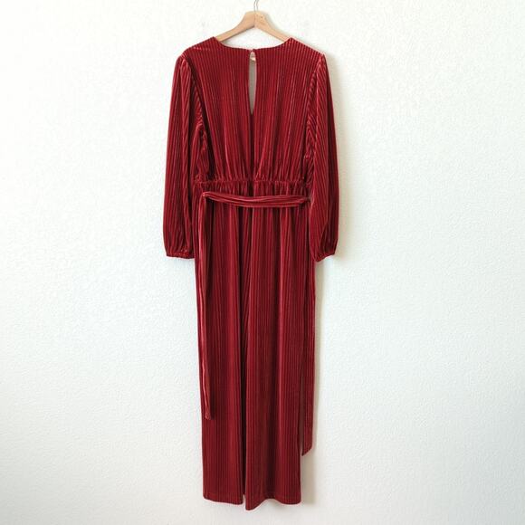 Ali & Jay Samantha Velvet Jumpsuit Anthropologie Red Outfit Medium Holiday Party - Picture 6 of 11